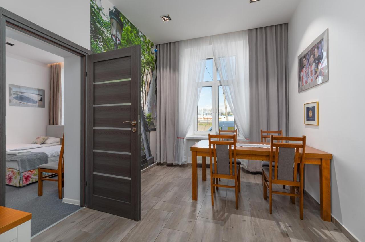 Nasze Kamienice Apartament Rzeszów Główny z rowerami Exterior foto